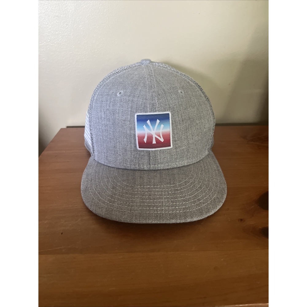 NEW MLB NEW YORK YANKEES New Era 9Fifty Gray Snapback Hat Adjustable